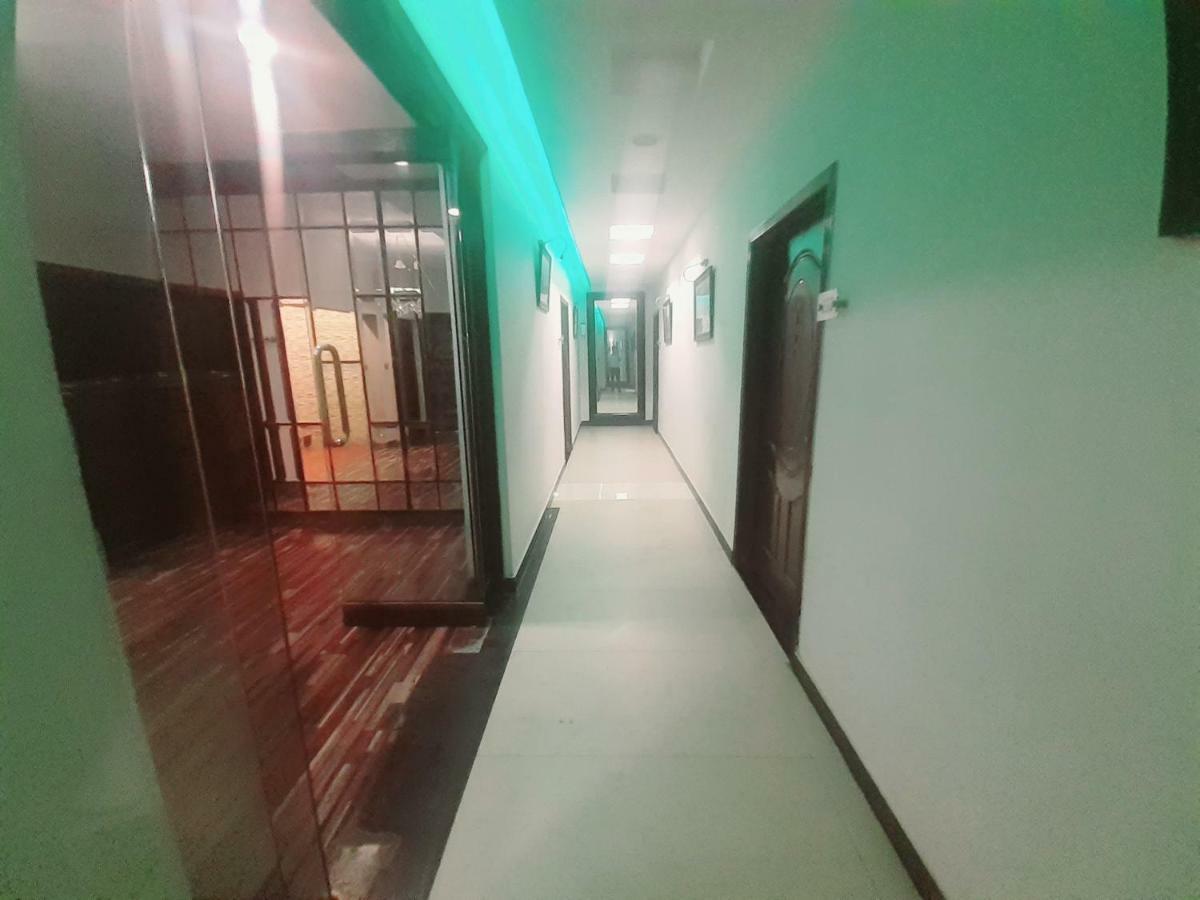 Gulberg Continental Hotel Lahore Exterior foto